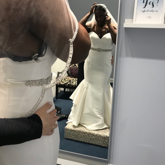 Wedding dress